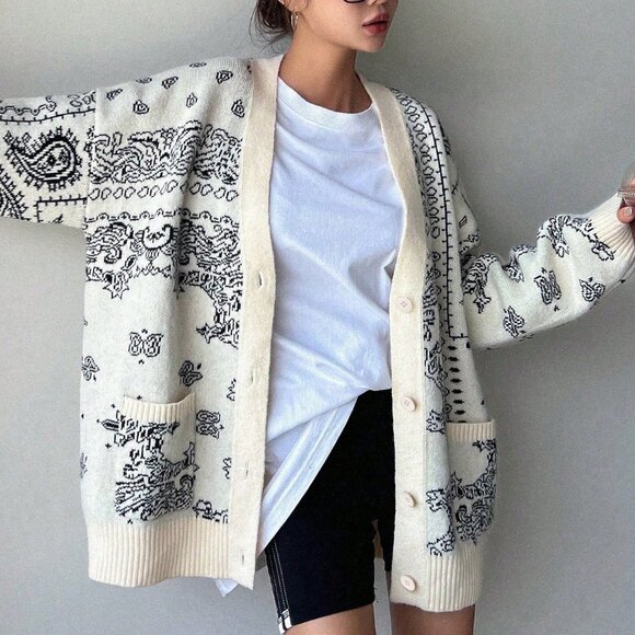 Beige Casual Women's Paisley Pattern Drop Shoulder button down Cardigan - Picture 5 of 5